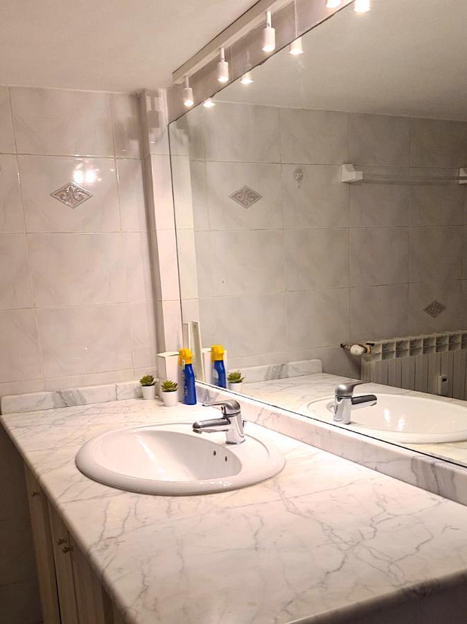 Sakura Suite Genoa Bagian luar foto